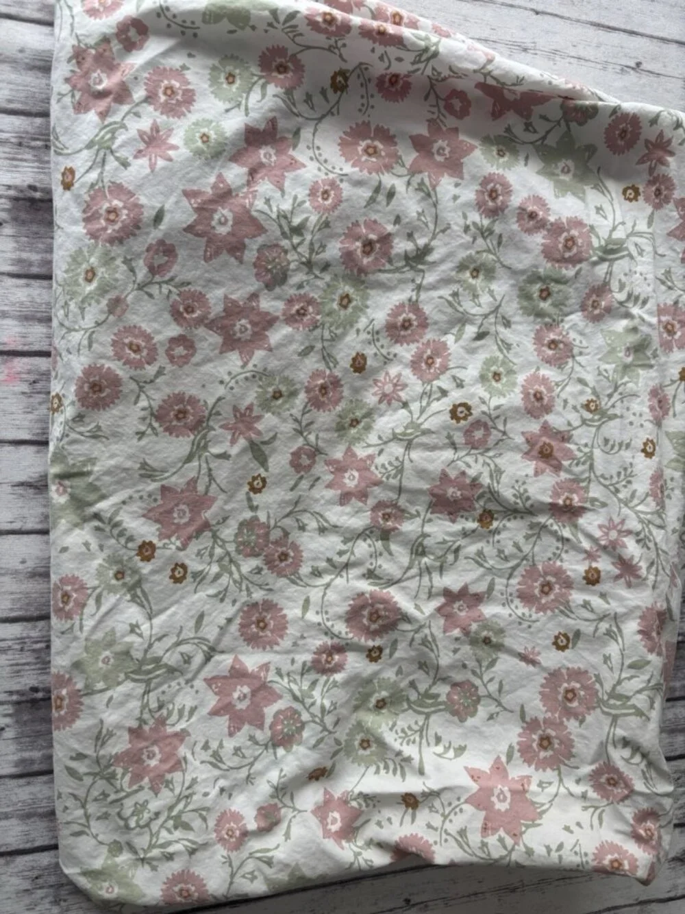 Pottery Barn Kids Julia Berolzheimer Floral Organic Crib Fitted Sheet Pink Green